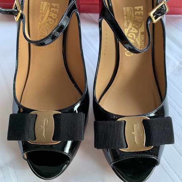 Patent Leather High-Heel Platform Pumps - Picture 2 of 8